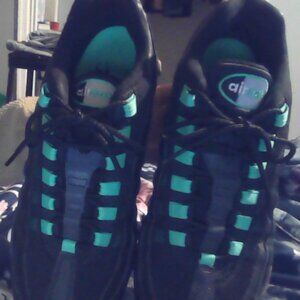 Nike Air Max 95 OG Black & Green Men's Size 11.5